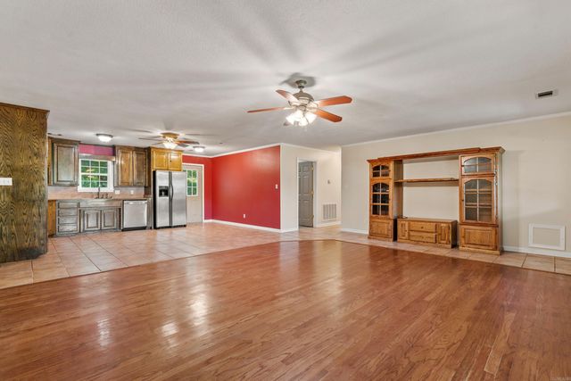 219 Oak Valley Drive, Hot Springs, AR 71913