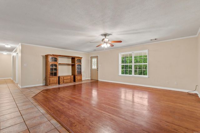 219 Oak Valley Drive, Hot Springs, AR 71913
