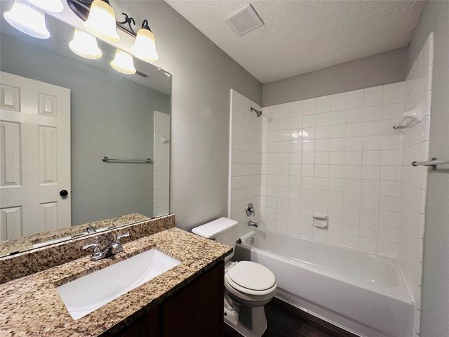 2463 Marimont Lane, Lancaster, TX 75134