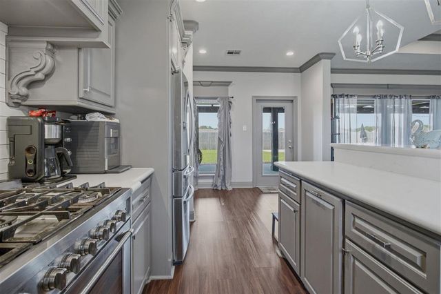 310 Tiffany Dawn Lp, Sulphur, LA 70665