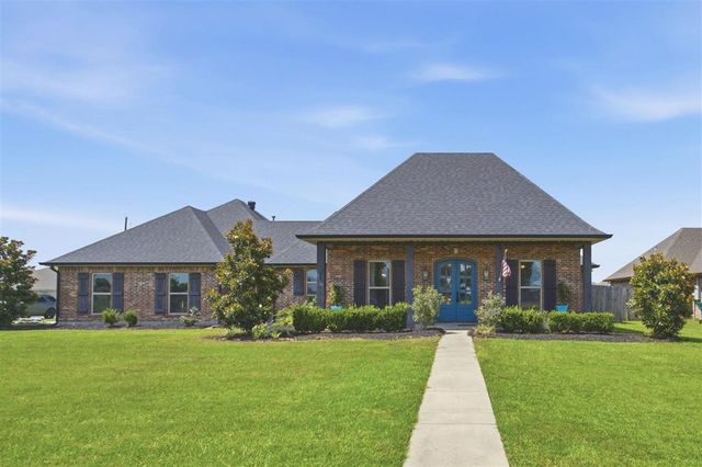 310 Tiffany Dawn Lp, Sulphur, LA 70665