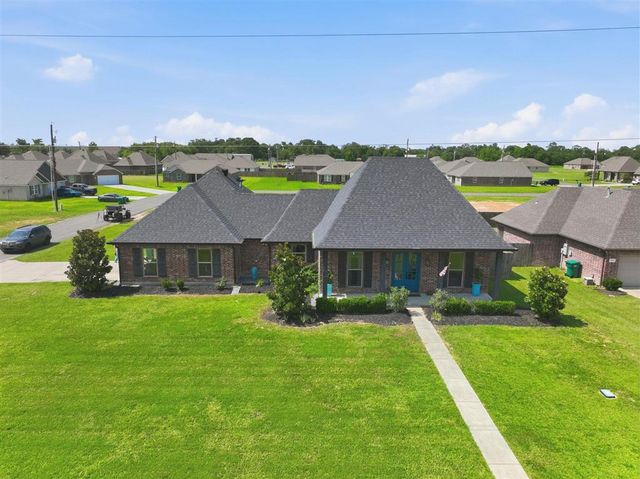 310 Tiffany Dawn Lp, Sulphur, LA 70665