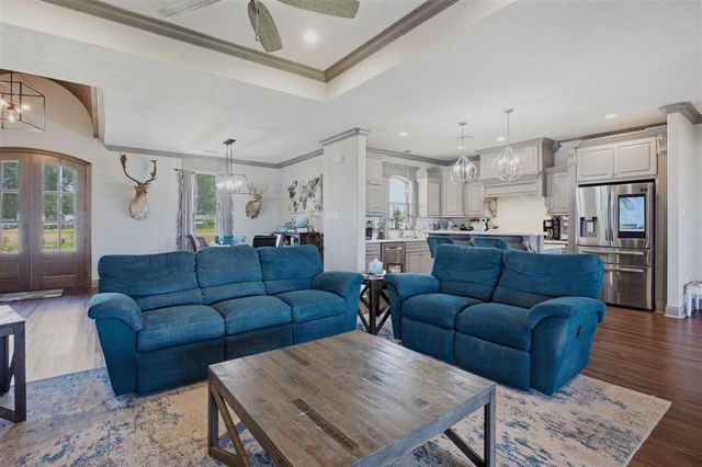 310 Tiffany Dawn Lp, Sulphur, LA 70665