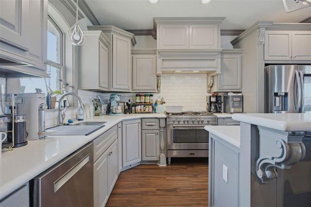 310 Tiffany Dawn Lp, Sulphur, LA 70665