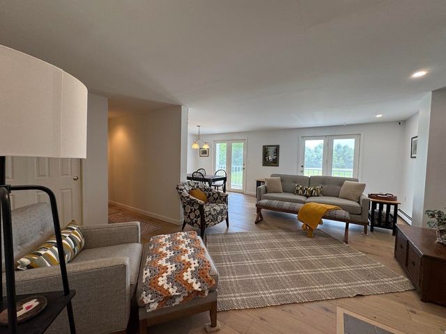 40 Collins Landing Rd Unit 7, Weare, NH 03281
