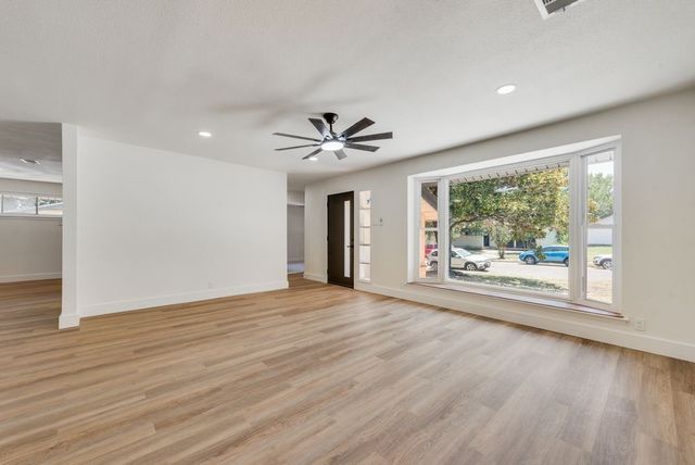 2017 Canterbury Street, Irving, TX 75062