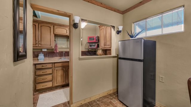 321 W Rentz Street, Weatherford, TX 76086