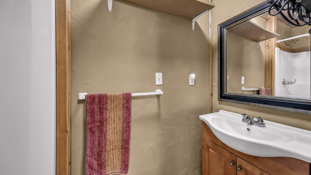 321 W Rentz Street, Weatherford, TX 76086