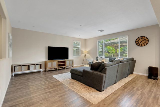 2312 Flagstaff Way, Roseville, CA 95747