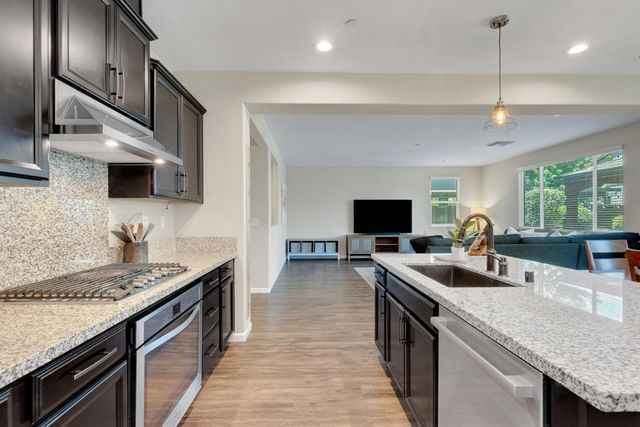 2312 Flagstaff Way, Roseville, CA 95747
