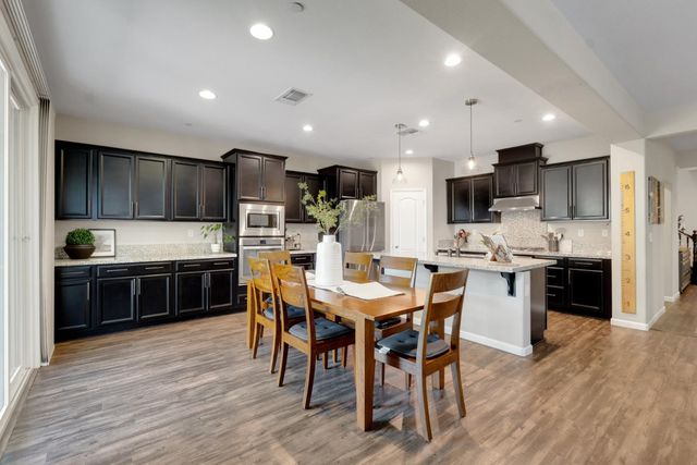 2312 Flagstaff Way, Roseville, CA 95747