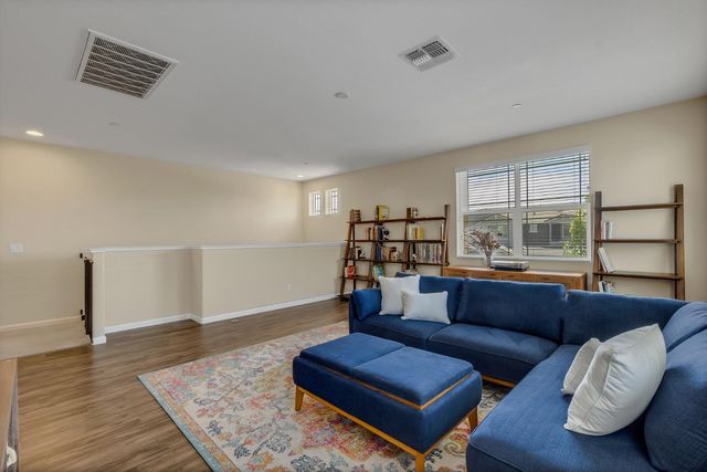 2312 Flagstaff Way, Roseville, CA 95747