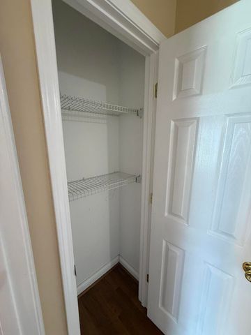 375 Jeffries Lane, Hustonville, KY 40437