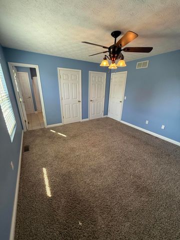375 Jeffries Lane, Hustonville, KY 40437