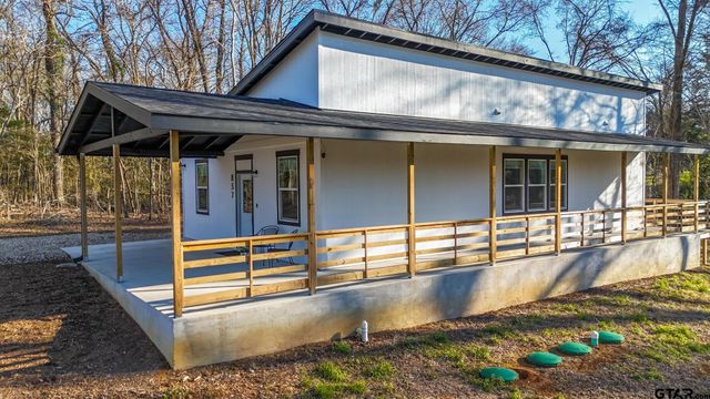 837 Red Bud Cir, Bullard, TX 75757