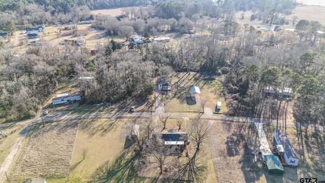 837 Red Bud Cir, Bullard, TX 75757