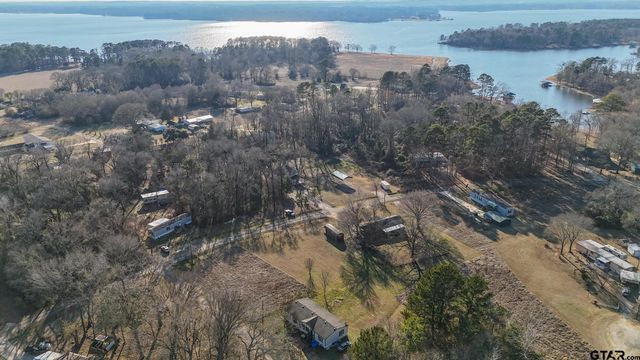 837 Red Bud Cir, Bullard, TX 75757