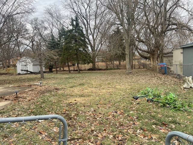 5S345 Naperville wheaton Road, Naperville, IL 60563