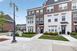 43160 Atwood Avenue 10, Novi, MI 48375