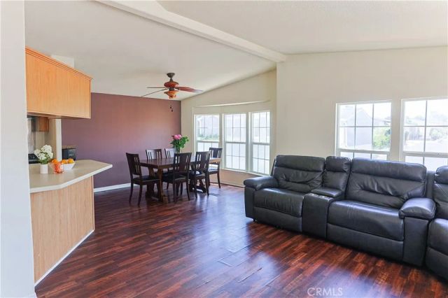 23301 Ridge Route 207, Laguna Hills, CA 92653