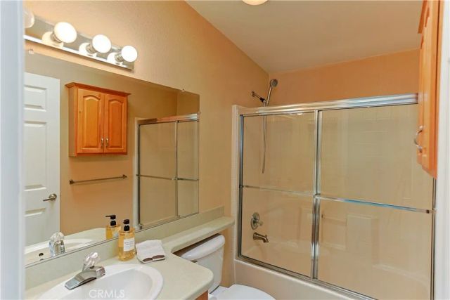 23301 Ridge Route 207, Laguna Hills, CA 92653