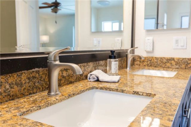 23301 Ridge Route 207, Laguna Hills, CA 92653