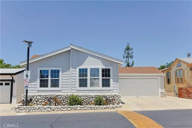 23301 Ridge Route 207, Laguna Hills, CA 92653
