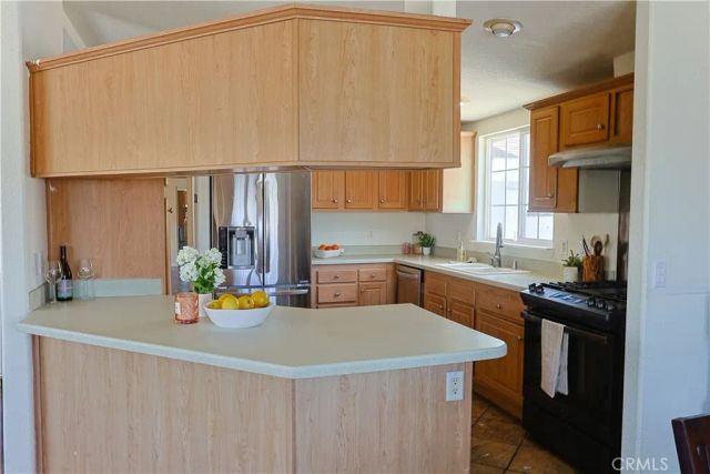 23301 Ridge Route 207, Laguna Hills, CA 92653