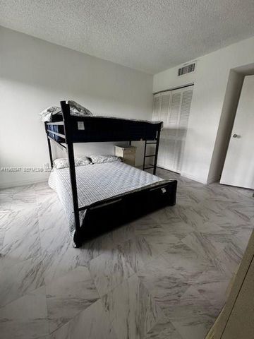 100 Bayview Dr 319, Sunny Isles Beach, FL 33160