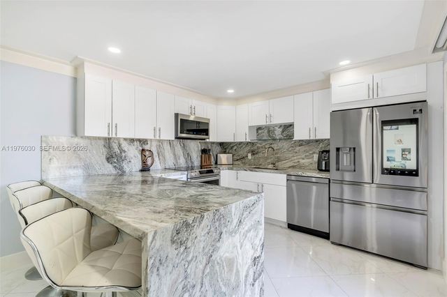 22168 Boca Rancho Dr B, Boca Raton, FL 33428