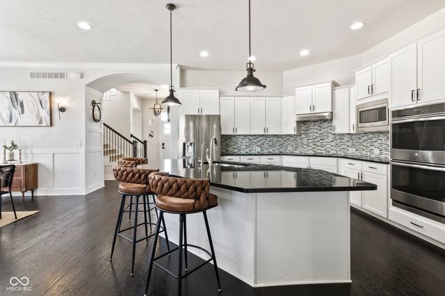 13350 Alston Drive, Fishers, IN 46037