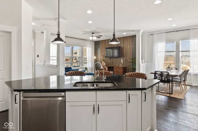 13350 Alston Drive, Fishers, IN 46037