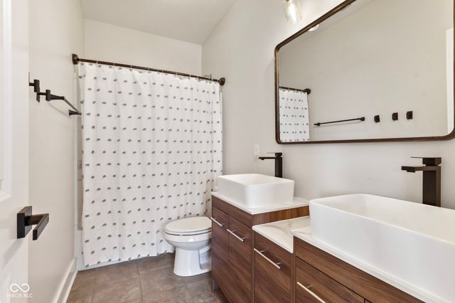 13350 Alston Drive, Fishers, IN 46037