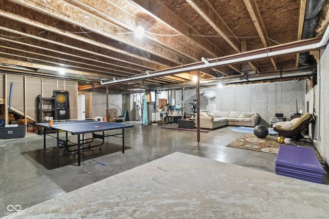 13350 Alston Drive, Fishers, IN 46037