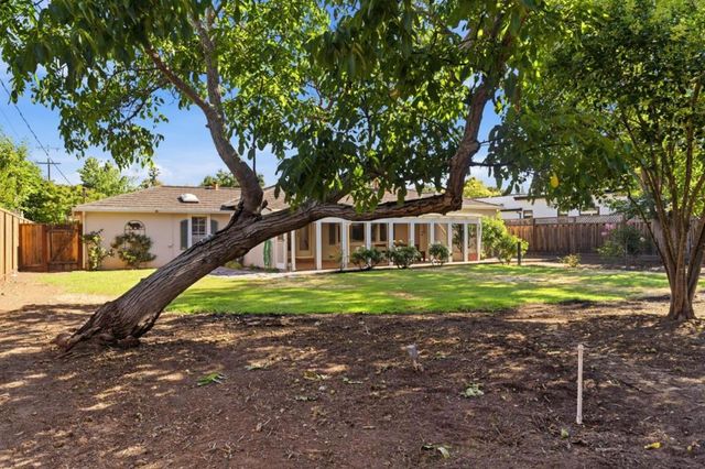 1710 Penny Way, Los Altos, CA 94024