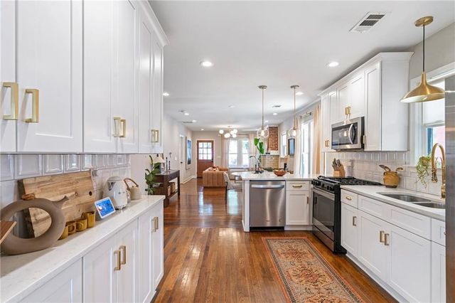 2300 Newnan Street, Atlanta, GA 30344