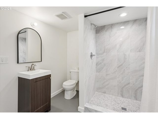 4803 Ne 101ST Ave, Portland, OR 97220