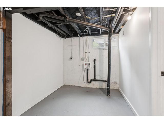 4803 Ne 101ST Ave, Portland, OR 97220