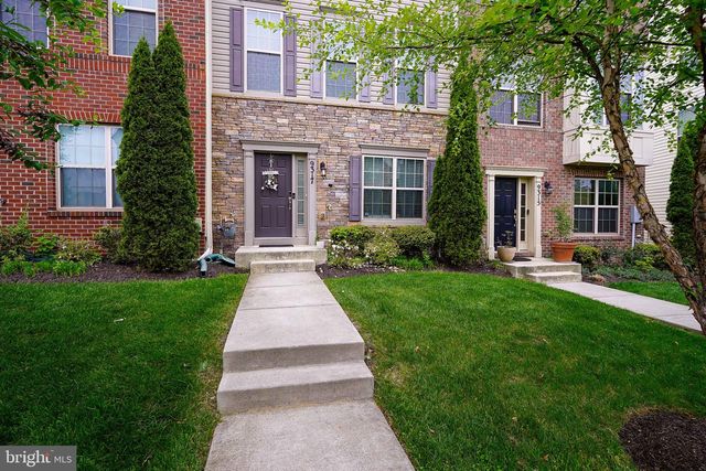 9317 GEATON PARK PL, Lanham, MD 20706