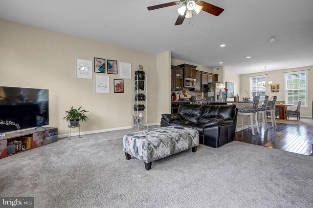9317 GEATON PARK PL, Lanham, MD 20706
