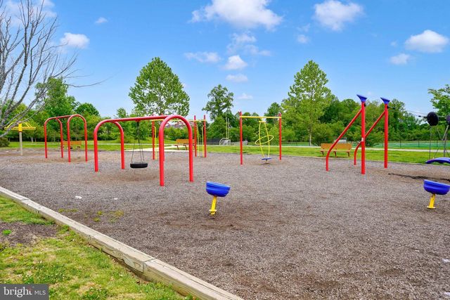9317 GEATON PARK PL, Lanham, MD 20706