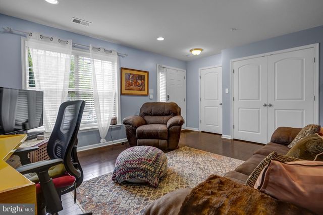 9317 GEATON PARK PL, Lanham, MD 20706