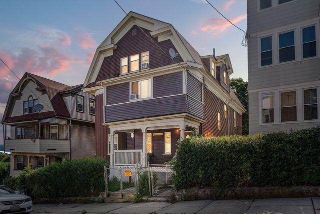 27 Brinsley St, Boston, MA 02121