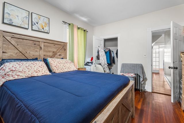 27 Brinsley St, Boston, MA 02121