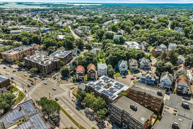 27 Brinsley St, Boston, MA 02121