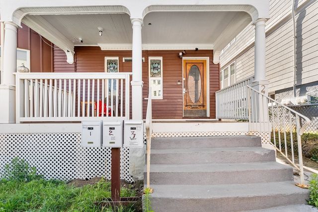 27 Brinsley St, Boston, MA 02121