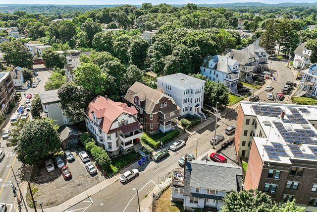 27 Brinsley St, Boston, MA 02121