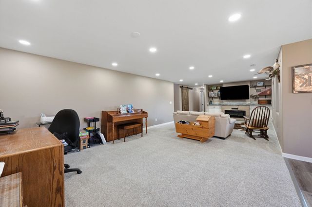 3203 N Covington, Wichita, KS 67205