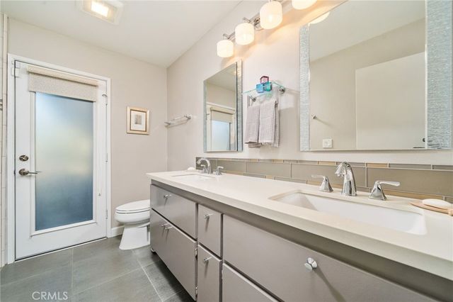 2128 N Villa Maria Road, Claremont, CA 91711