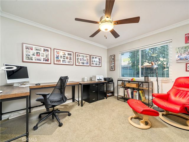 2128 N Villa Maria Road, Claremont, CA 91711